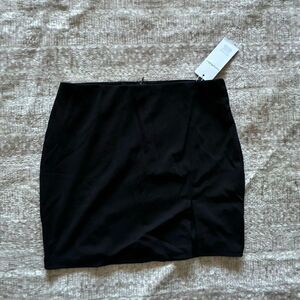 Canton Walker Size M Black mini Skirt NWT